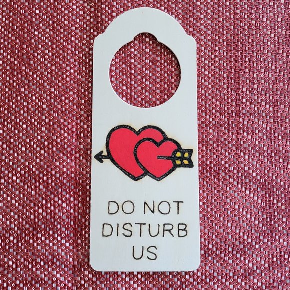 SunFunArt unique "Do not disturb us" woodburning painted hearts door hanger NEW! - Picture 1 of 5